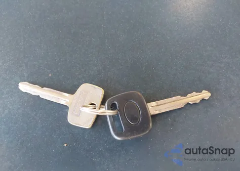 1999 Toyota Tacoma from USA, damaged, VIN 4TAVL52N0XZ567975